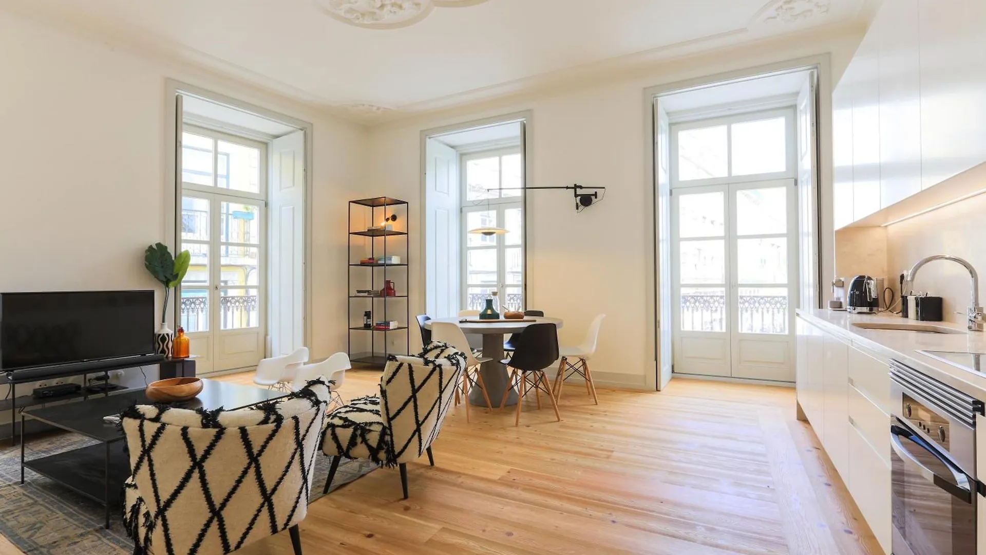 Bacalhoeiros 99 - Beautiful And Bright Apartment @ Baixa, Chiado Lisboa